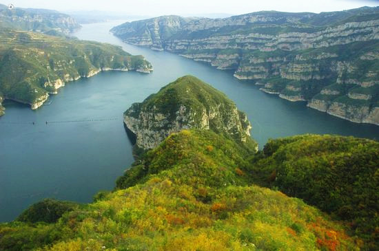 到黃河三峽“飛”黃河、拜孔子、探溶洞