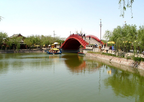 領(lǐng)略北宋的盛世繁榮 開(kāi)封清明上河園