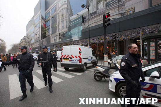 旅途中發(fā)現(xiàn)可疑爆炸物怎么辦? 報警別用手機(jī) 旅途中發(fā)現(xiàn)可疑爆炸物怎么辦? 報警別用手機(jī)