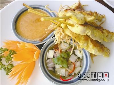 在蘇梅島享用泰國(guó)大餐