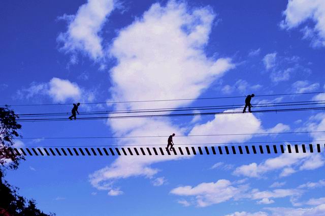 帶你走進(jìn)5A景區(qū)“新兵”龍?zhí)洞髰{谷 帶你走進(jìn)5A景區(qū)“新兵”龍?zhí)洞髰{谷