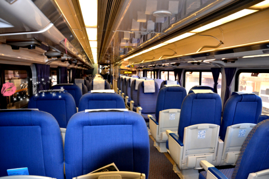 坐火車(chē)游美國(guó) 坐火車(chē)游美國(guó)