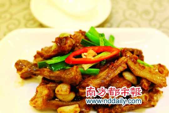 低，是實(shí)惠也是風(fēng)格俗 是喜劇也是味道