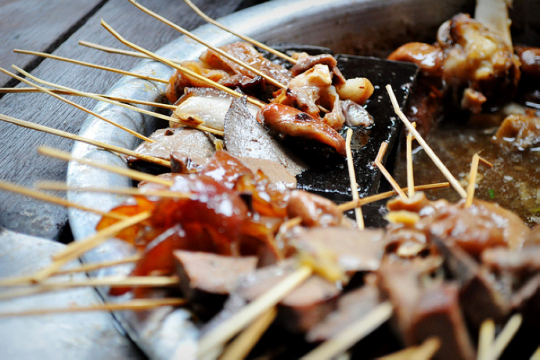 緬甸，繽紛的街邊平民小吃