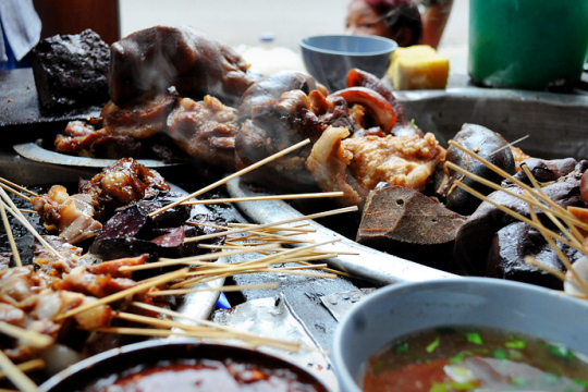 緬甸，繽紛的街邊平民小吃