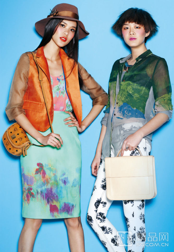 寫(xiě)意水墨對(duì)撞精致花卉