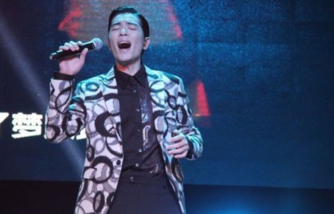 蕭敬騰被網(wǎng)友奉為“雨神”。