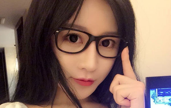 北師大?；ǚ崴秸掌毓?被指借范冰冰上位