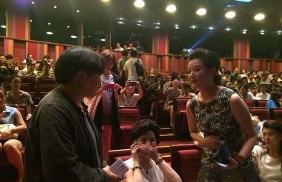 宋祖英與田沁鑫聊天 宋祖英與田沁鑫聊天