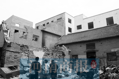 孫莊村清代古宅面臨拆遷。對(duì)拆遷者來(lái)說(shuō)，也許它的名氣不值一提 記者 張郁/攝