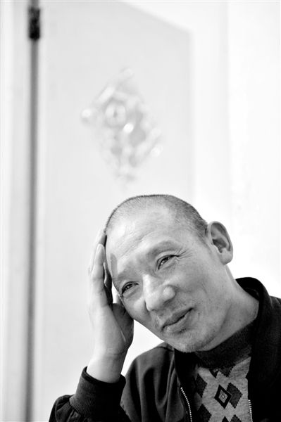 因涉嫌一起奸殺幼女事件，李懷亮被羈押近12年，三次審判，三次因“證據(jù)不足”被撤銷(xiāo)。 本版圖片均為資料圖片