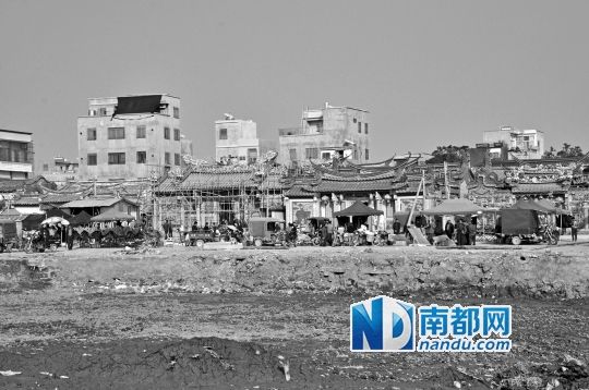 陸豐一禁毒中隊(duì)長被“雙規(guī)” 陸豐一禁毒中隊(duì)長被“雙規(guī)”