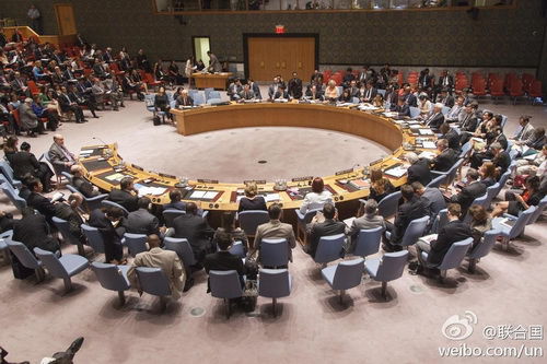 北京時間22日凌晨,聯(lián)合國安理會就澳大利亞提交的一份有關(guān)馬航墜機事件的決議草案進行表決。