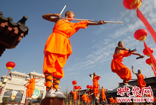 每個(gè)人心中都有一個(gè)或明或暗的功夫圖騰,作為武林高手，他們能飛檐走壁，擁有蓋世神功。