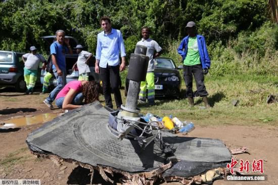 新發(fā)現(xiàn)的疑似馬航MH370殘骸。