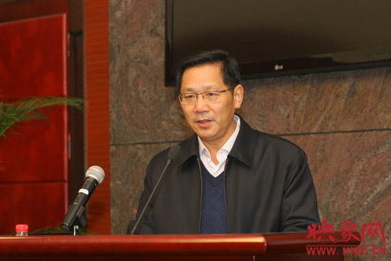 河南人民廣播電臺(tái)臺(tái)長李新全在映象網(wǎng)上線儀式上講話 河南人民廣播電臺(tái)臺(tái)長李新全在映象網(wǎng)上線儀式上講話