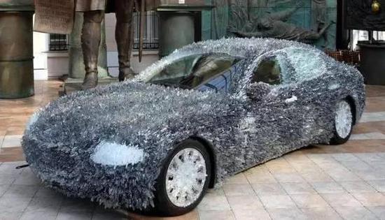 驚！車主用玻璃渣改裝瑪莎拉蒂