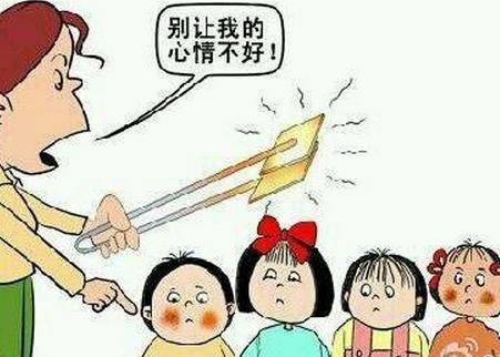 又是精神病？補課孩子遭棒擊 女老師下此毒手原因為何？