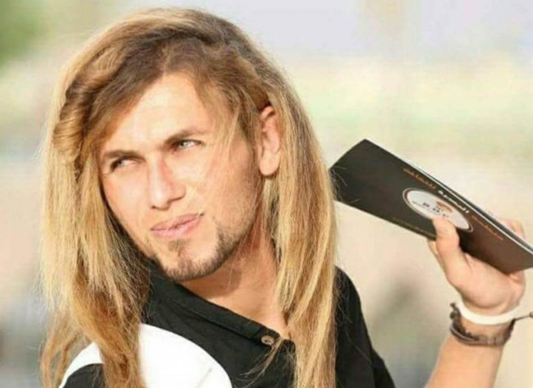 金發(fā)男模疑因長太帥被亂刀砍死 生前正準(zhǔn)備選美