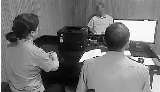 為了75000元，他們賣(mài)女兒 之后后悔又報(bào)警尋女