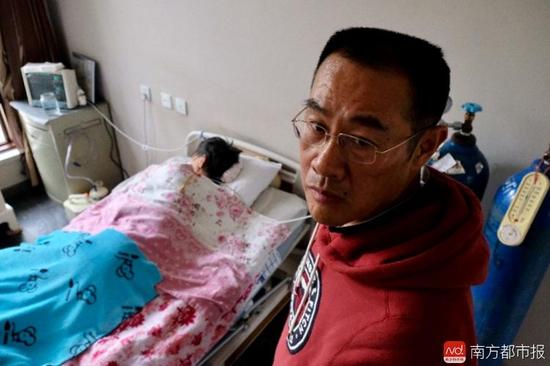 王煥凱說，要通過堅持刑事訴訟，換張津華和社會一個公道。（羅逸爵 攝）