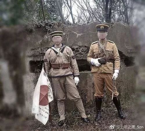 犯眾怒！兩男子抗日碉堡前扮日本兵拍照 警方介入
