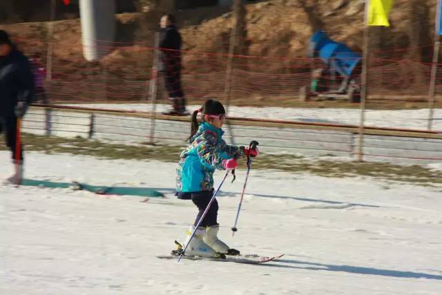 這幾個(gè)帥氣的姿勢(shì)，真的像專(zhuān)業(yè)級(jí)選手了呢