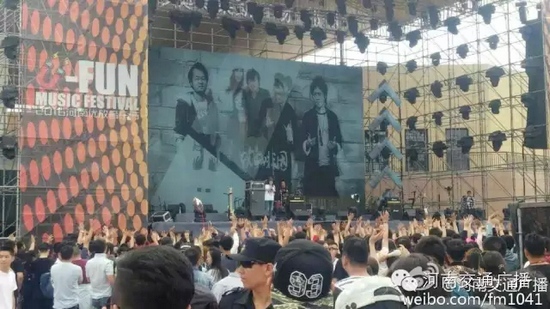 河南交通廣播主持人佳音、彎彎、朱浩都登上了優(yōu)放舞臺，優(yōu)放，交廣在這里！