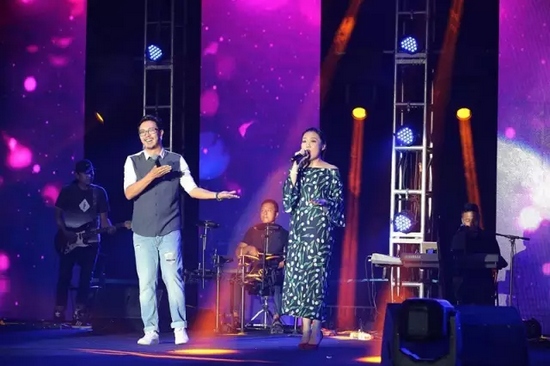 王騰霄、王曉序《制造浪漫》