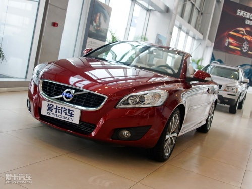 沃爾沃2010款沃爾沃C70 沃爾沃2010款沃爾沃C70