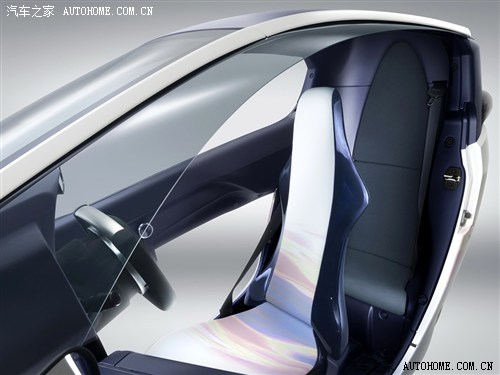 豐田豐田(進(jìn)口)i-Road2013款 基本型 豐田豐田(進(jìn)口)i-Road2013款 基本型