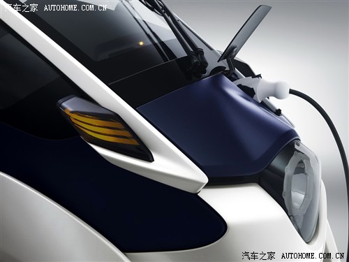 豐田豐田(進(jìn)口)i-Road2013款 基本型 豐田豐田(進(jìn)口)i-Road2013款 基本型