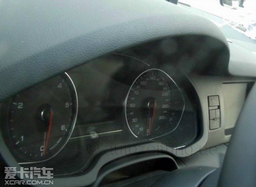 2014款?yuàn)W迪Q7 2014款?yuàn)W迪Q7