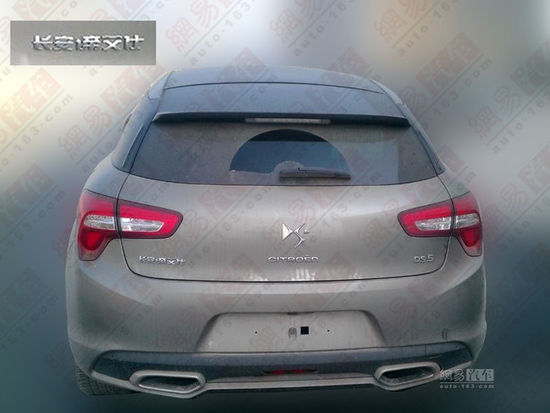 預(yù)計(jì)售25-30萬(wàn)元 國(guó)產(chǎn)版DS5無(wú)偽諜照曝光 預(yù)計(jì)售25-30萬(wàn)元 國(guó)產(chǎn)版DS5無(wú)偽諜照曝光