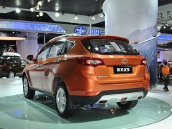 陸風(fēng)汽車2013款陸風(fēng)X5 陸風(fēng)汽車2013款陸風(fēng)X5