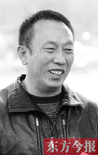 憨厚的中國(guó)好人黃久生出資10萬元“義買”李剛的面館 憨厚的中國(guó)好人黃久生出資10萬元“義買”李剛的面館