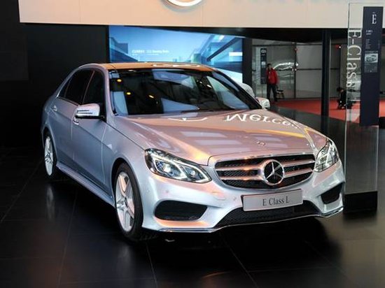 奔馳E級 奔馳E級