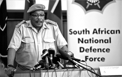 3月23日，中非共和國首都班吉，從加蓬首都利伯維爾出發(fā)的法國增援部隊共計200名士兵抵達(dá)班吉國際機(jī)場