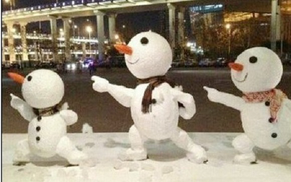 創(chuàng)意十足！日系列卡通雪人走紅