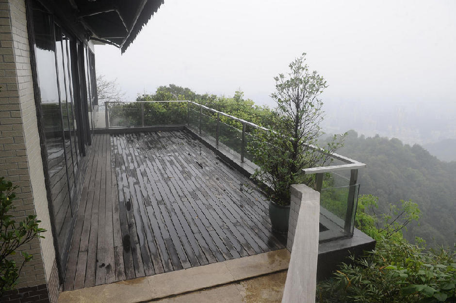 廣州貪官會所變身米粉店 年租金100萬 廣州貪官會所變身米粉店 年租金100萬