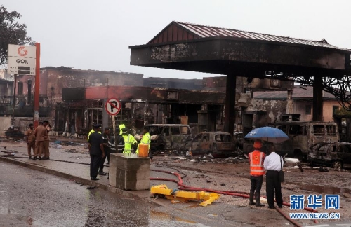 加納加油站大火 死亡人數(shù)超過(guò)200人 加納加油站大火 死亡人數(shù)超過(guò)200人