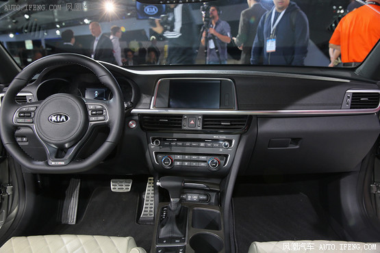 海外版起亞全新K5 海外版起亞全新K5