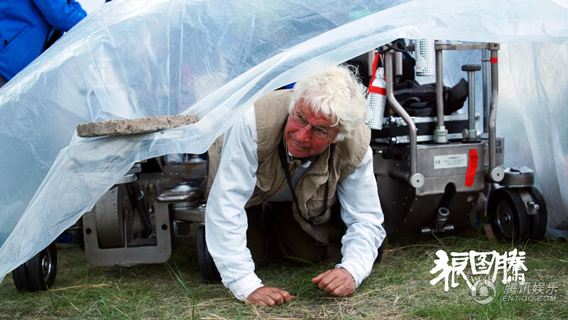 《狼圖騰》曝歡樂(lè)總動(dòng)員特輯