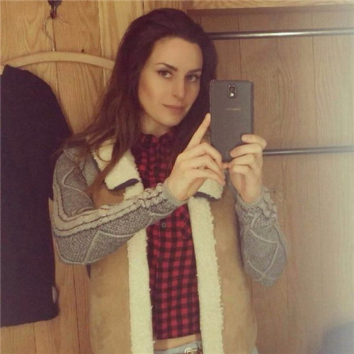 香蕉要被玩壞了 女廚師香蕉創(chuàng)意畫(huà)作