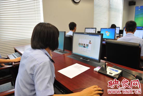 省招辦正在對考生身份驗證記錄進行復(fù)核 省招辦正在對考生身份驗證記錄進行復(fù)核