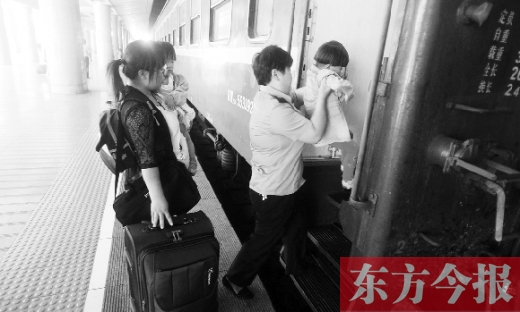 鄭州到溫州的2191/4次列車，是鄭州鐵路局最后一對綠皮車。