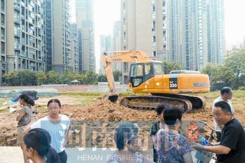 昨天，由于附近居民抗議，紅旗變電站項(xiàng)目再次停工