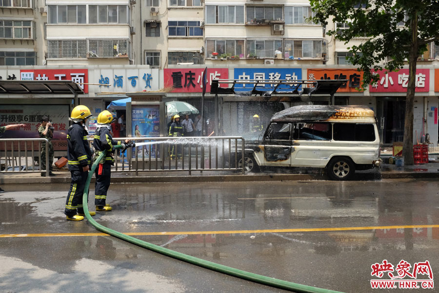 火災(zāi)現(xiàn)場(chǎng)。