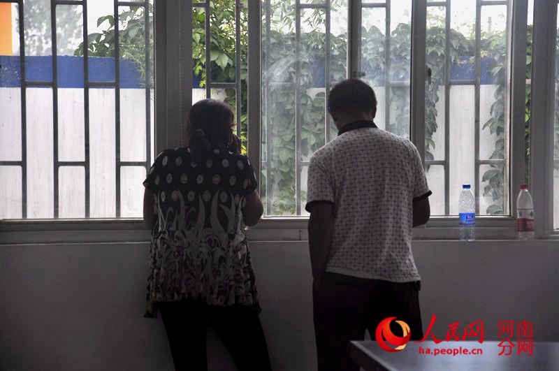 河南女大學生返校途中失蹤 親屬稱嫌犯被抓獲 河南女大學生返校途中失蹤 親屬稱嫌犯被抓獲