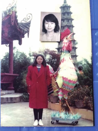 邱巧媚年輕時(shí)的照片。